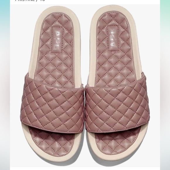 Brand new in box Men’s Lusso Slide Beachwood / Pristine BEACHWOOD / PRISTINE / 9 - Picture 1 of 8